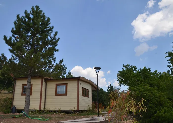 Village Orsa Minore אתר קמפינג